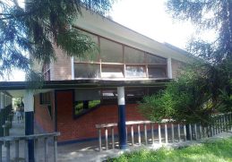 Classroom building surrounded by trees at Laboratory School.