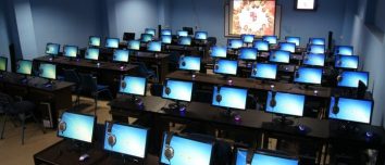A multimedia lab at Islington College in 2011.